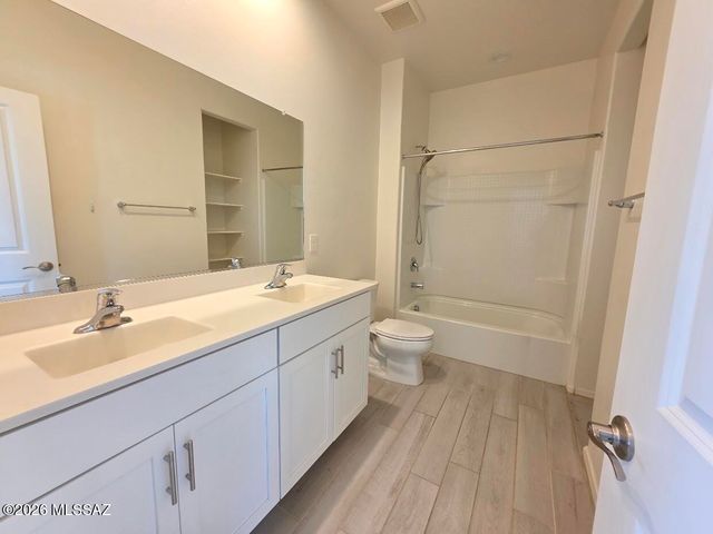 10800 W Embrey Drive, Marana, AZ 85653