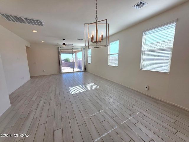10800 W Embrey Drive, Marana, AZ 85653