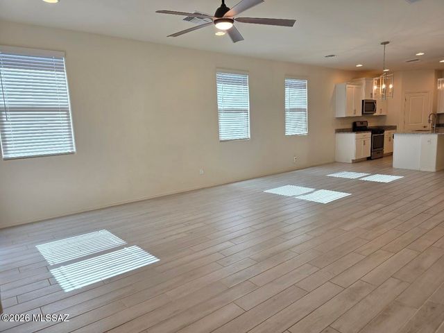 10800 W Embrey Drive, Marana, AZ 85653