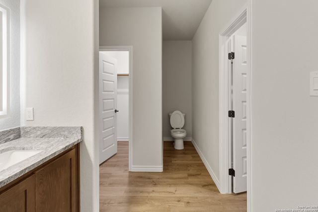 806 W HUNTINGTON ST, Beeville, TX 78102