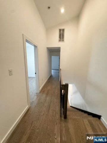 86 W Mahan Street, Tenafly, NJ 07670