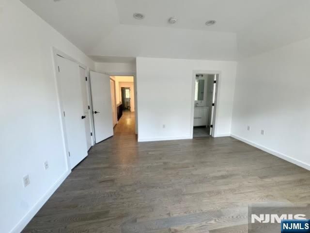 86 W Mahan Street, Tenafly, NJ 07670