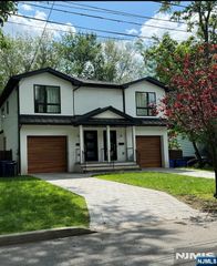 86 W Mahan Street, Tenafly, NJ 07670