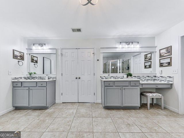 266 Royal Sunset Drive, Dallas, GA 30157