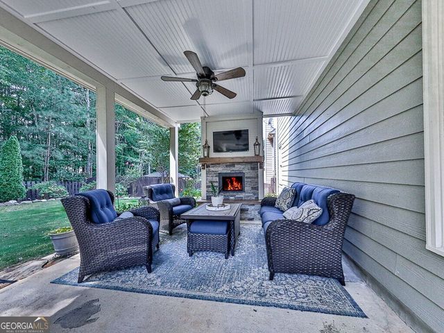 266 Royal Sunset Drive, Dallas, GA 30157