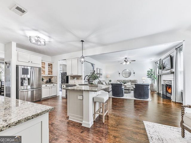 266 Royal Sunset Drive, Dallas, GA 30157