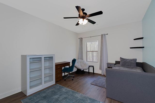 2074 Calhoun Road, Hamilton, GA 31811