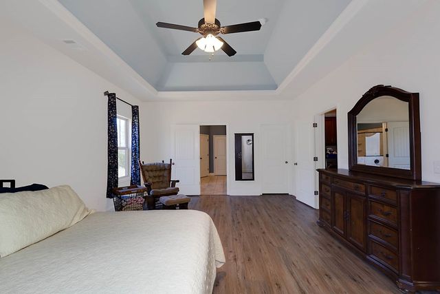 2074 Calhoun Road, Hamilton, GA 31811