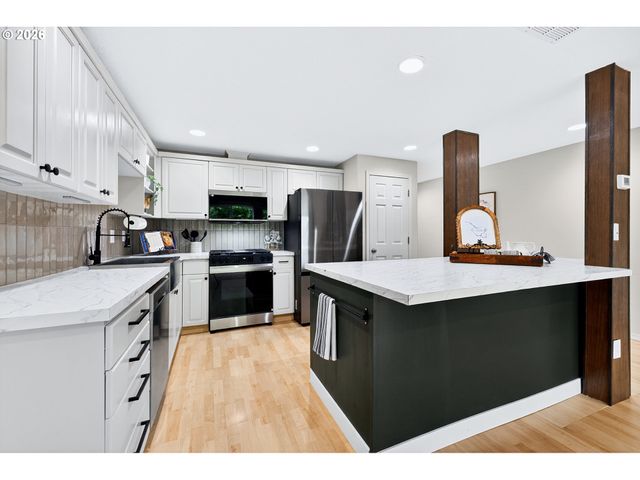 3715 Ne 80TH St, Vancouver, WA 98665