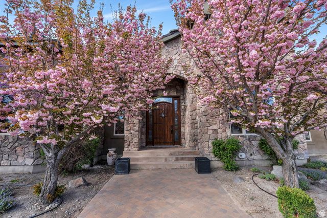 1258 W 2850 N, Pleasant Grove, UT 84062