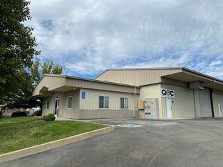 2482 Progress Drive, Redding, CA 96001