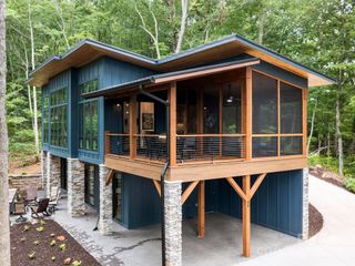 88 Candyland Court, Candler, NC 28715
