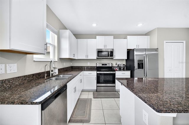 31724 SUN KETTLE LOOP, Wesley Chapel, FL 33545