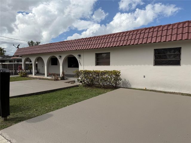 7801 SW 12th St 7801, Miami, FL 33144