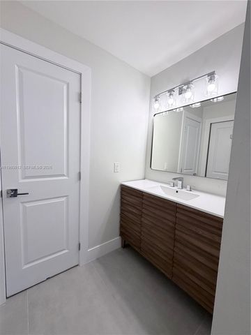 7801 SW 12th St 7801, Miami, FL 33144