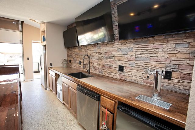 1408 Doral Court, Graham, TX 76450