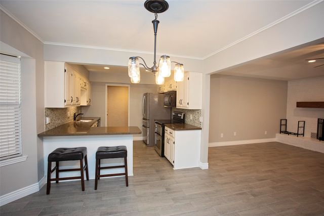 1408 Doral Court, Graham, TX 76450