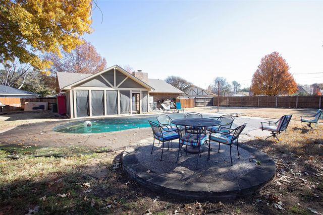 1408 Doral Court, Graham, TX 76450