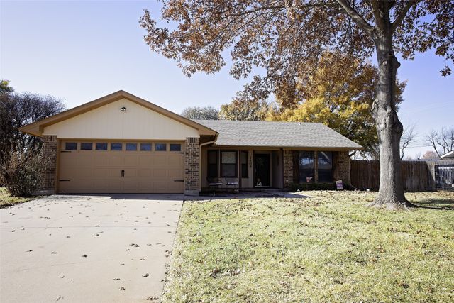 1408 Doral Court, Graham, TX 76450