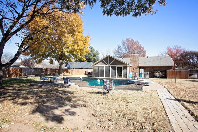 1408 Doral Court, Graham, TX 76450