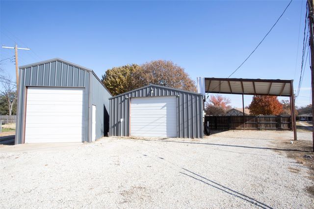 1408 Doral Court, Graham, TX 76450