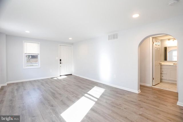 605 MACE AVE, Essex, MD 21221