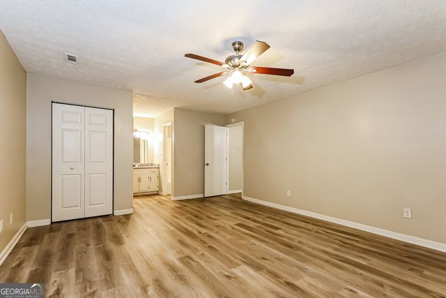 9185 Sunset Drive, Jonesboro, GA 30238