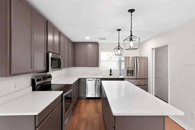 607 THOMAS AVE, Leesburg, FL 34748