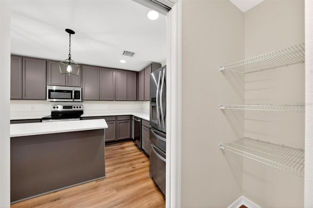 607 THOMAS AVE, Leesburg, FL 34748