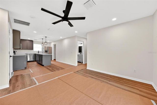 607 THOMAS AVE, Leesburg, FL 34748