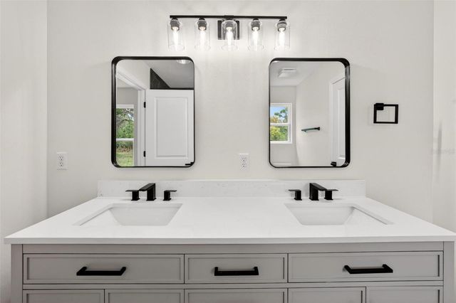 607 THOMAS AVE, Leesburg, FL 34748