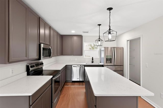 607 THOMAS AVE, Leesburg, FL 34748