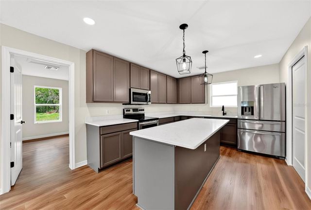 607 THOMAS AVE, Leesburg, FL 34748