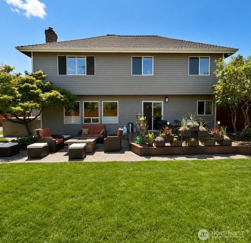 601 152ND Place SW, Lynnwood, WA 98087