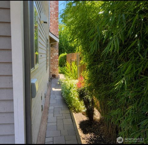 601 152ND Place SW, Lynnwood, WA 98087