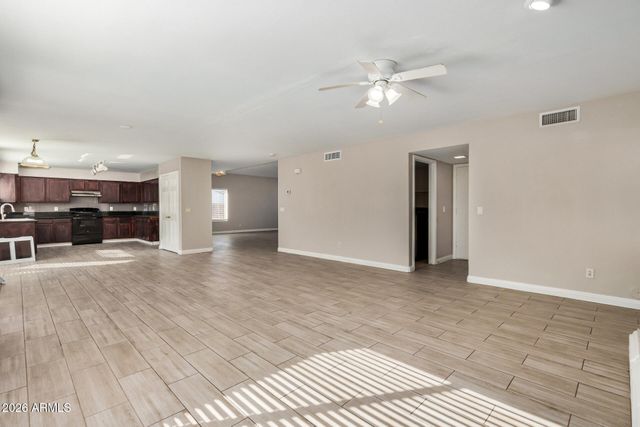 10377 W PICCADILLY Road, Avondale, AZ 85392