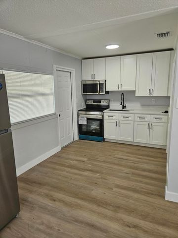 725 Nathan Hale Road, West Palm Beach, FL 33405