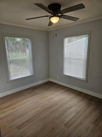 725 Nathan Hale Road, West Palm Beach, FL 33405