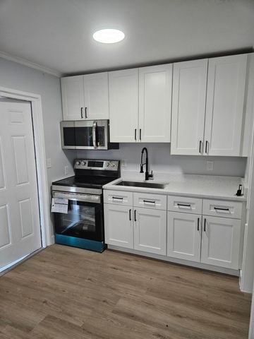 725 Nathan Hale Road, West Palm Beach, FL 33405