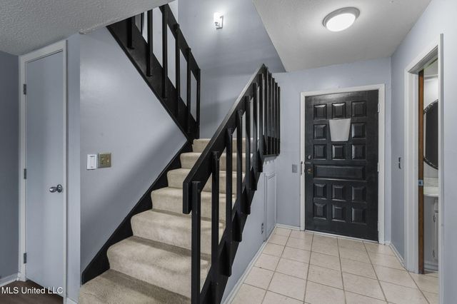 192 Lakebend Circle, Brandon, MS 39042