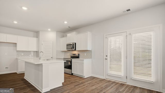 12003 Aukerman Way, Hampton, GA 30228