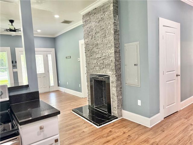 2625 Peyton Road NW, Atlanta, GA 30318