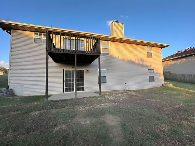 561 N Jester Avenue, Republic, MO 65738