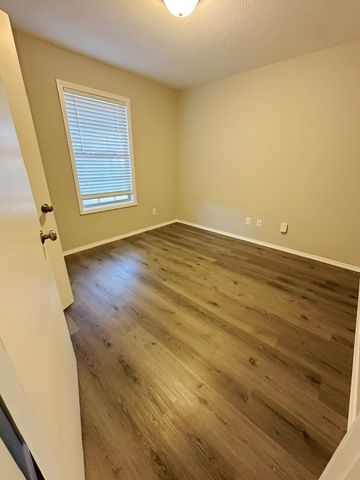 561 N Jester Avenue, Republic, MO 65738