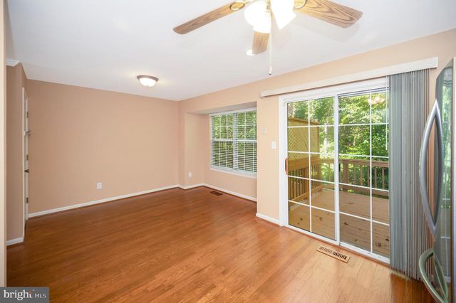 2728 BRIER POND CIR, Woodbridge, VA 22191