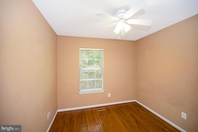 2728 BRIER POND CIR, Woodbridge, VA 22191