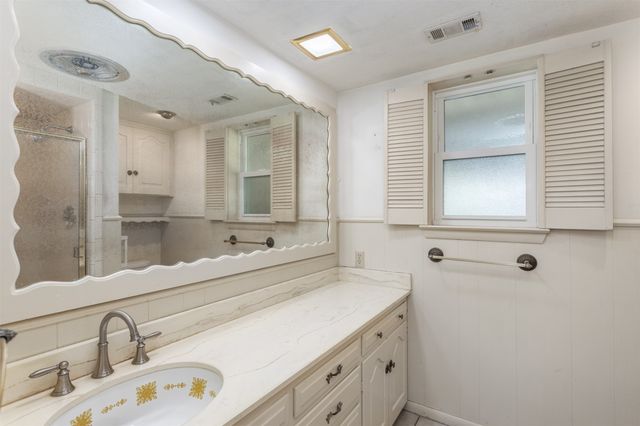 823 Brook Valley Lane, Dallas, TX 75232