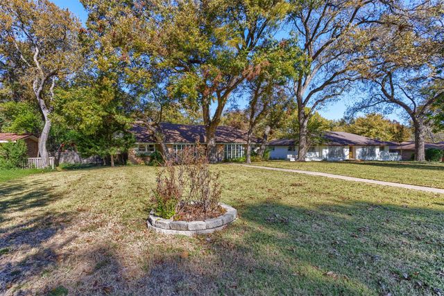 823 Brook Valley Lane, Dallas, TX 75232