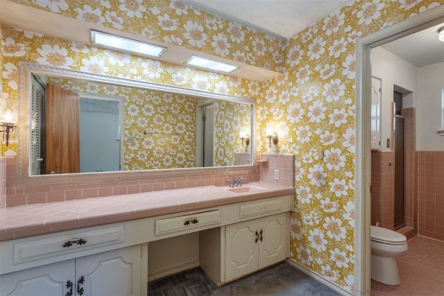 823 Brook Valley Lane, Dallas, TX 75232