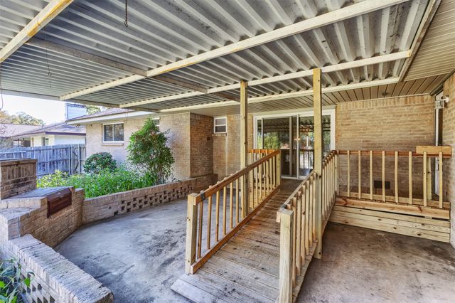 823 Brook Valley Lane, Dallas, TX 75232